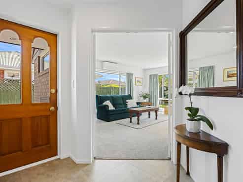 42A Grimseys Road, Redwood