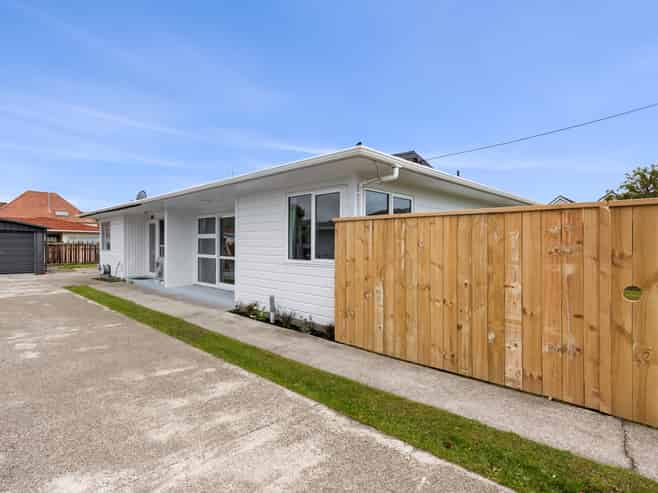 52D Whites Line West, Woburn