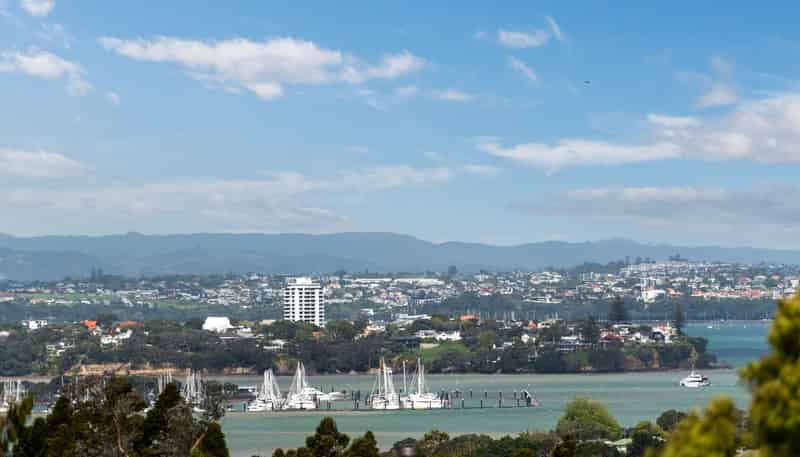 3/71 Pupuke Road, Northcote