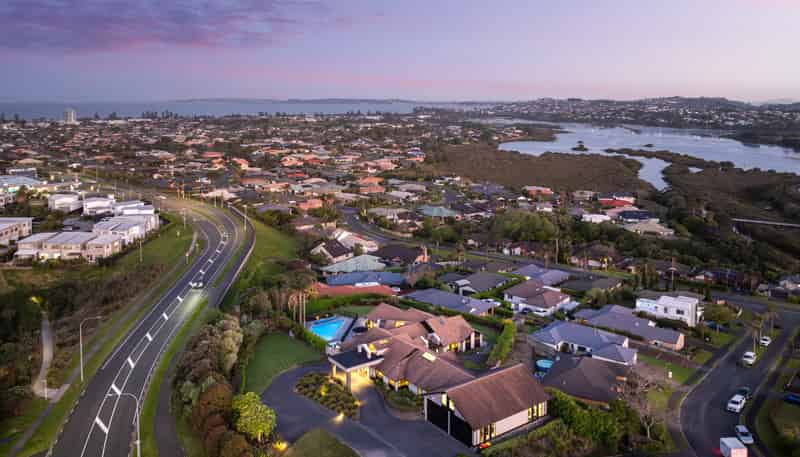 115 Grand Drive, Orewa