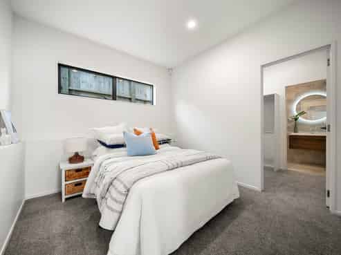 20A Nor'East Drive, Northcross