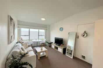 4/196 Garnet Road, Westmere