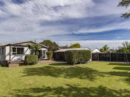 8 Stackhouse Avenue, Bishopdale