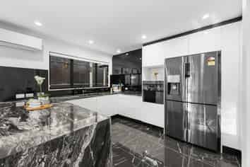 42 Rosepark Crescent, Remuera