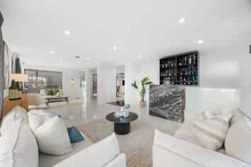 42 Rosepark Crescent, Remuera