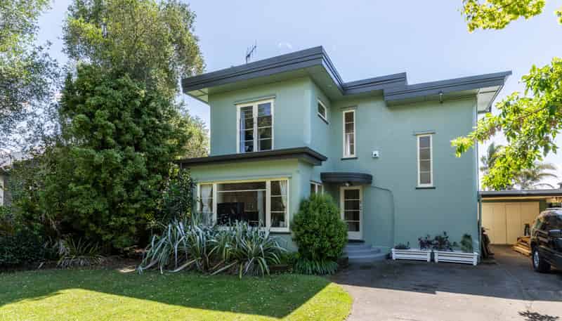 811 St Aubyn Street West, Saint Leonards