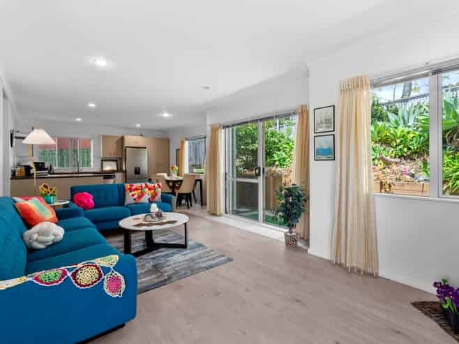 2/1A Hamilton Place, Glenfield