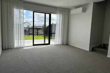 2/24 Akakura Terrace, Glenview