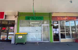 Prime Live/Work Space on Dominion Rd