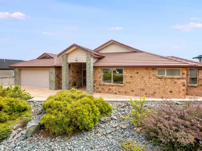 9 Hollyford Place, Aotea