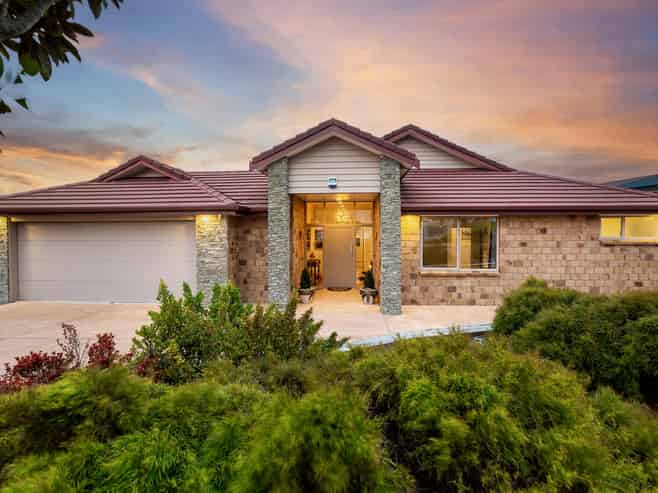 9 Hollyford Place, Aotea