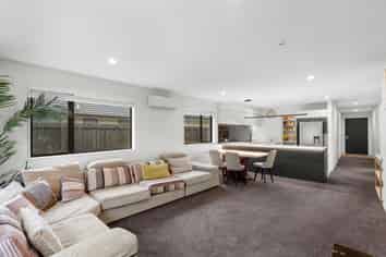 21 Dalwood Crescent, Rolleston