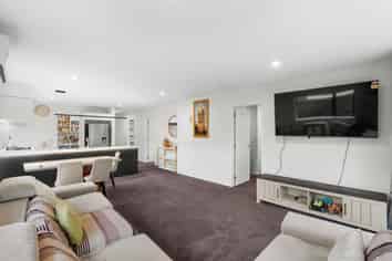 21 Dalwood Crescent, Rolleston