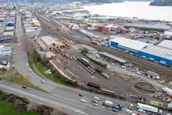 Large Industrial Excellent Location