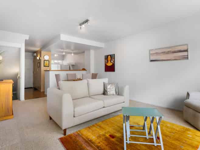 4/6 Sarsfield Street, Herne Bay