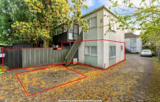 2/11 Owens Road, Epsom