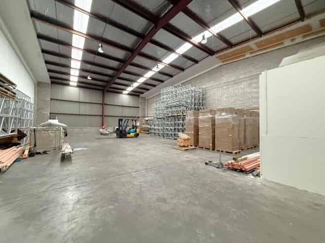 Modern Industrial Unit with Car Parks  - 532sqm