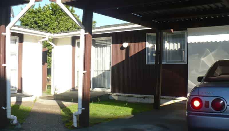 3/2 Vera Road, Te Atatu South