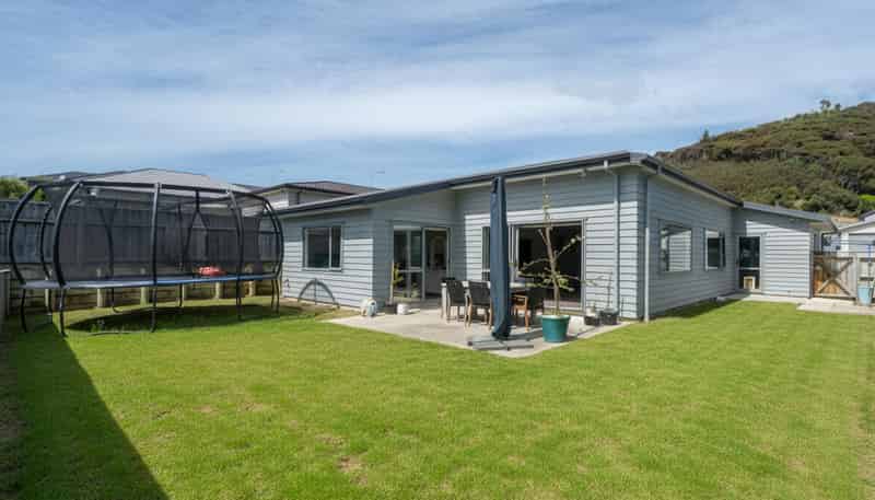 14 Moonsail Drive, Whitby