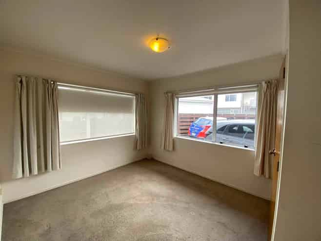 76B Bellevue Road, Brookfield