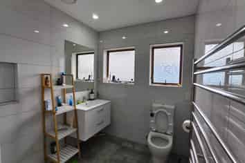 126B St Andrews Road, Epsom