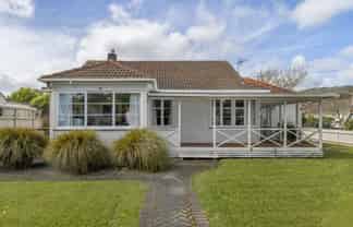 89 Waddington Drive, Naenae