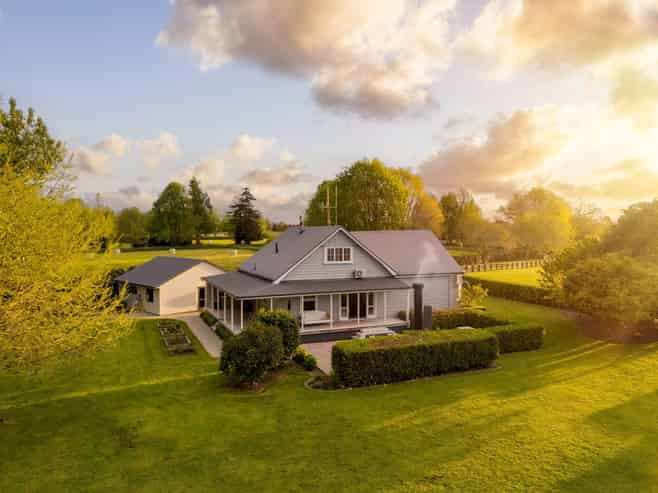 105 Hoeka Road, Matangi