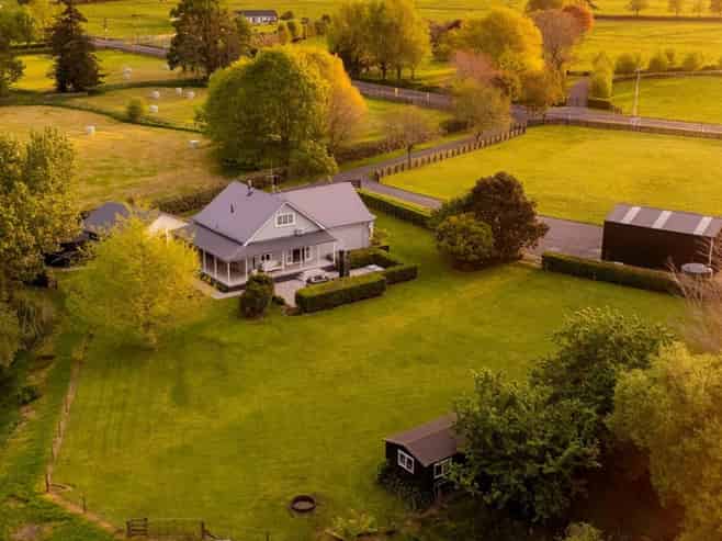 105 Hoeka Road, Matangi