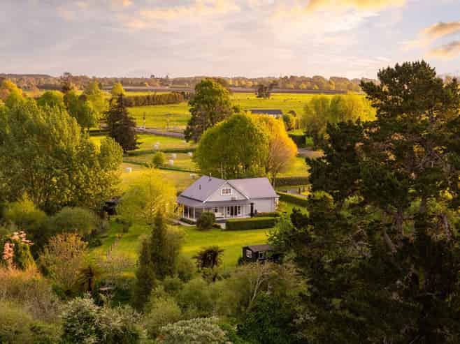 105 Hoeka Road, Matangi