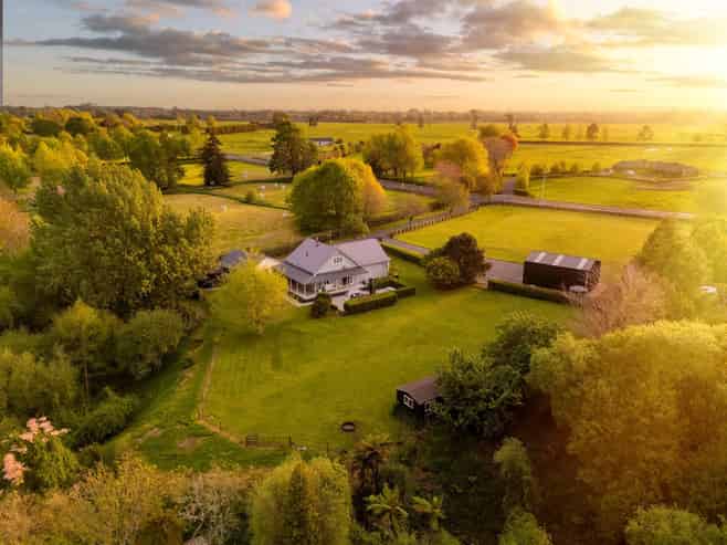 105 Hoeka Road, Matangi