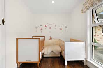 2/9 Bowling Ave, Epsom