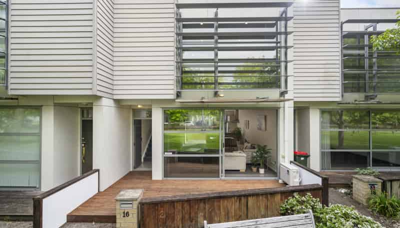 16 Kauri Drive, Takanini