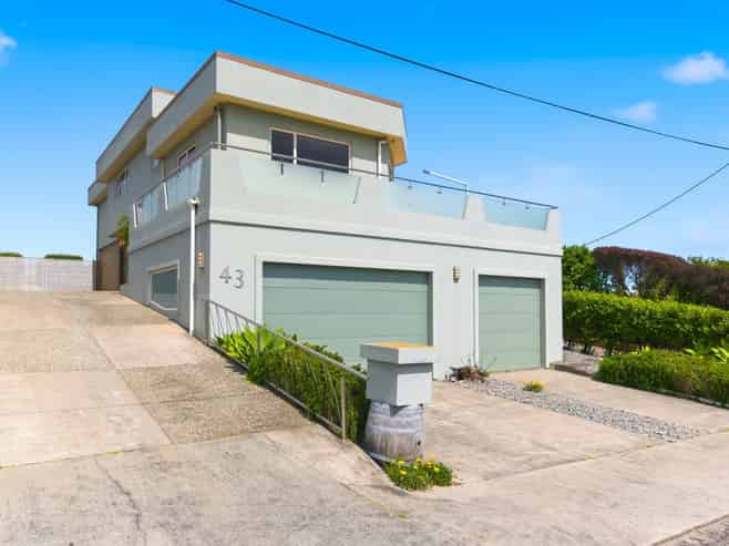 43 Manuka Street, Otaki Beach