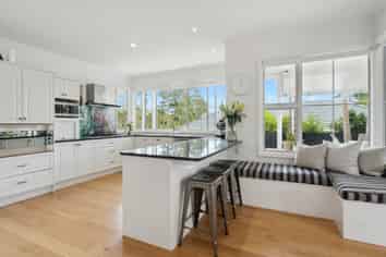 27 Almond Grove, Greenhithe