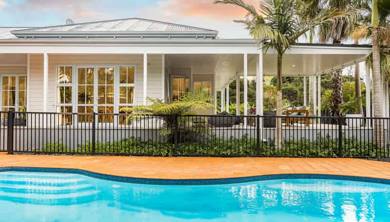 27 Almond Grove, Greenhithe