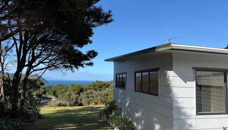 6 Iona Road, Great Barrier Island