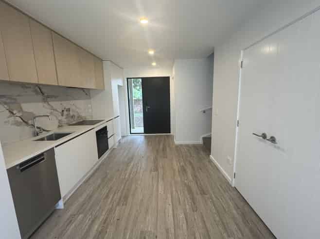 6 Elina Way, Heretaunga