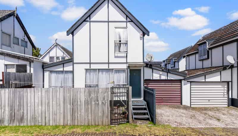 6/69 Kenderdine Road, Papatoetoe