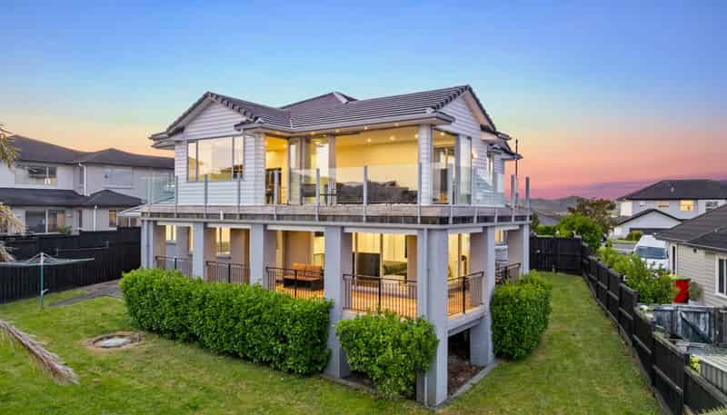 10 Walter Crescent, Silverdale