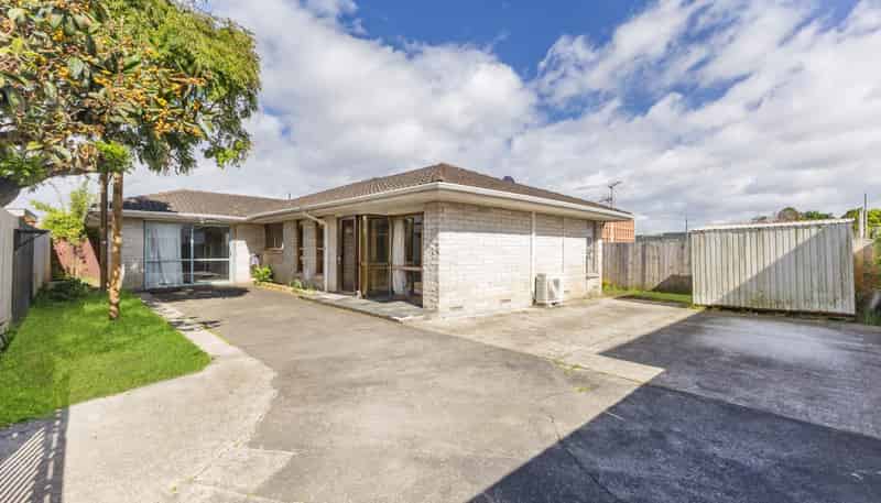 14 Motatau Road, Papatoetoe