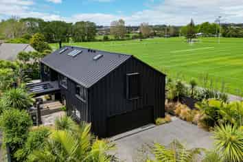 60 Churchouse Road, Greenhithe