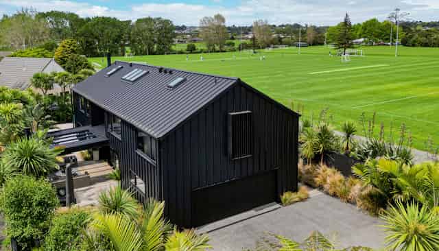 60 Churchouse Road, Greenhithe