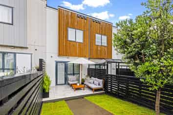 72 Long George Drive, Totara Park