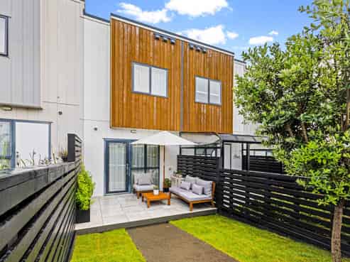 72 Long George Drive, Flat Bush