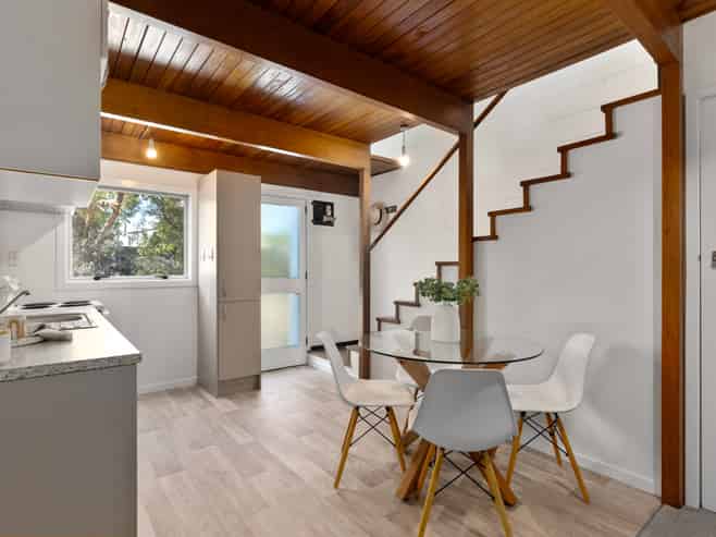 2/140 Waimairi Road, Ilam