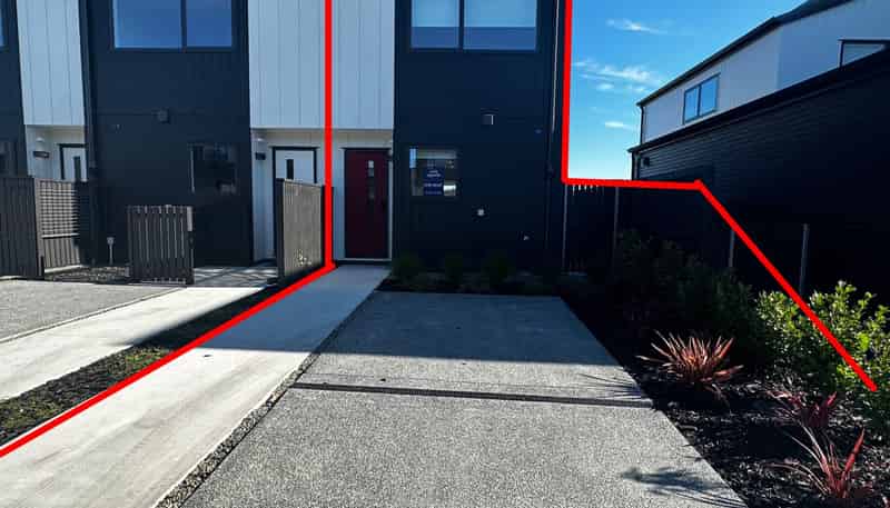 1 Te Aniwaniwa Terrace, Albany