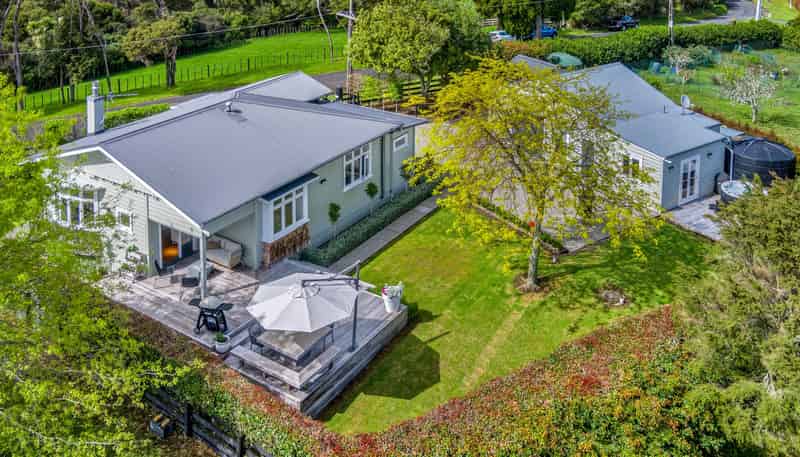 17 Griggs Road, Whitford