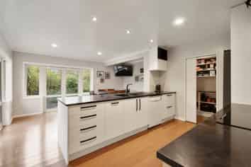 43 Bruces Road, Sefton