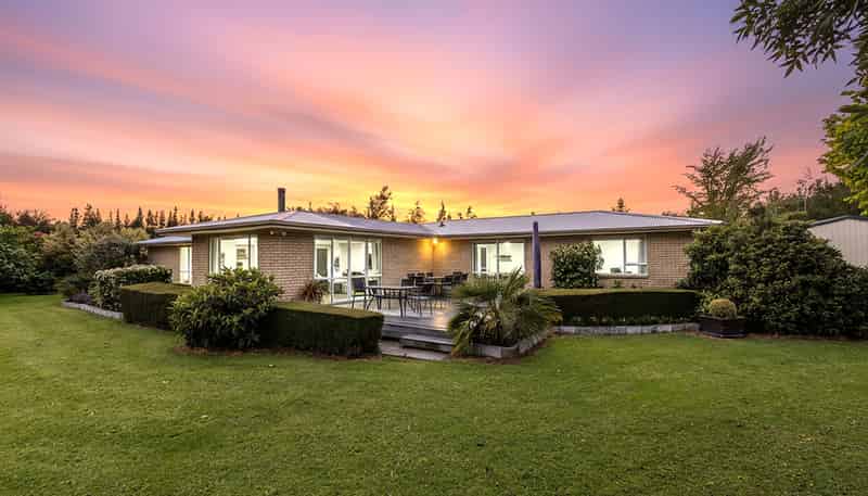 43 Bruces Road, Sefton