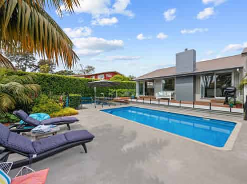 22 Sunnyhill Crescent, Sunnyhills